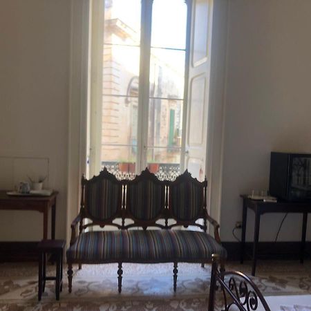 Palazzo Bernardini Suites Lecce Eksteriør billede
