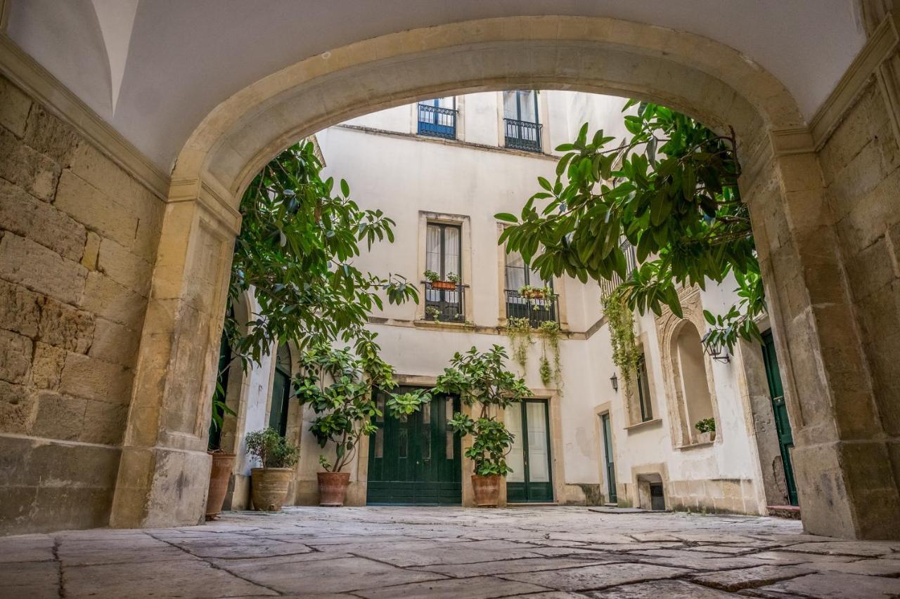 Palazzo Bernardini Suites Lecce Eksteriør billede