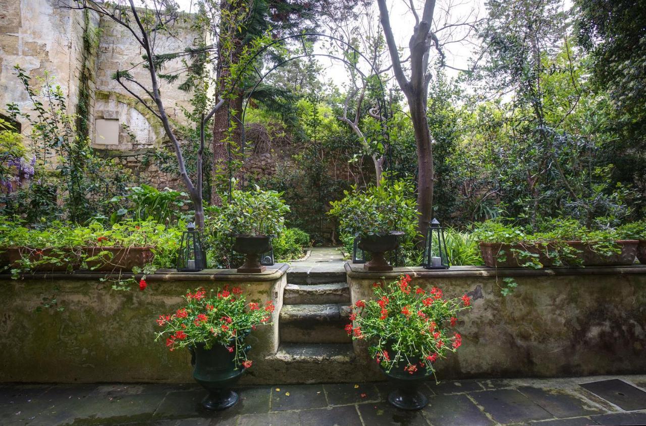 Palazzo Bernardini Suites Lecce Eksteriør billede