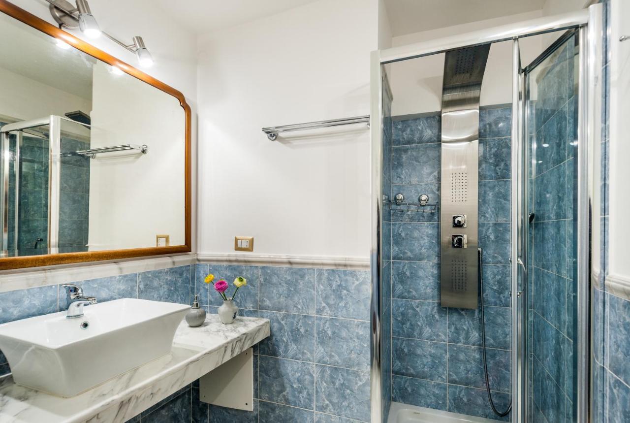 Palazzo Bernardini Suites Lecce Eksteriør billede