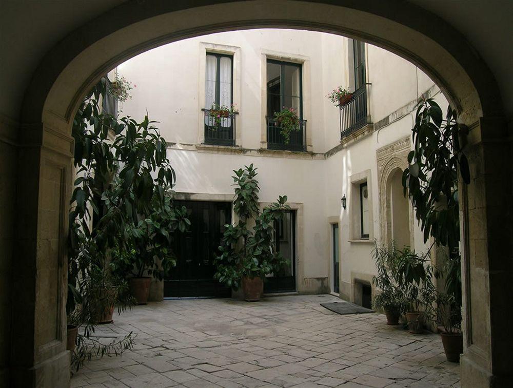 Palazzo Bernardini Suites Lecce Eksteriør billede