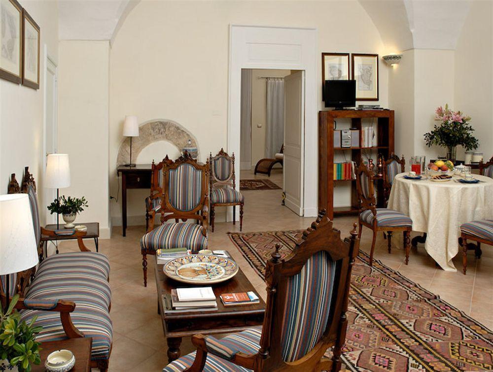 Palazzo Bernardini Suites Lecce Eksteriør billede