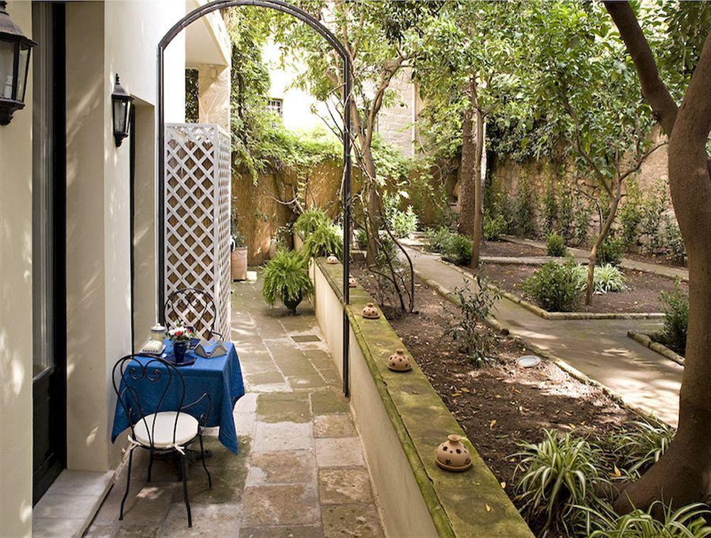 Palazzo Bernardini Suites Lecce Eksteriør billede