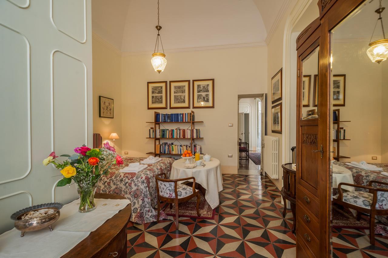 Palazzo Bernardini Suites Lecce Eksteriør billede