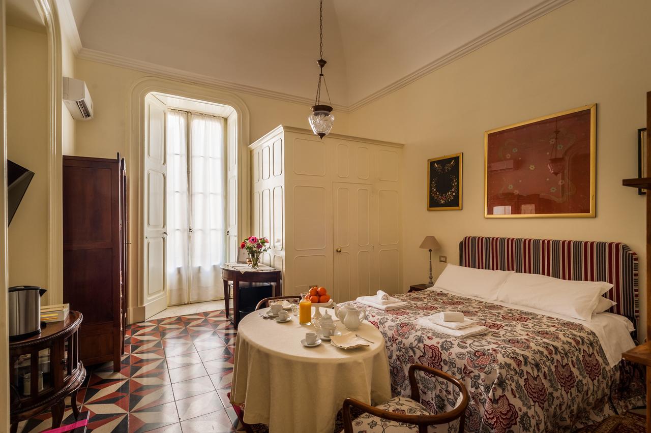 Palazzo Bernardini Suites Lecce Eksteriør billede