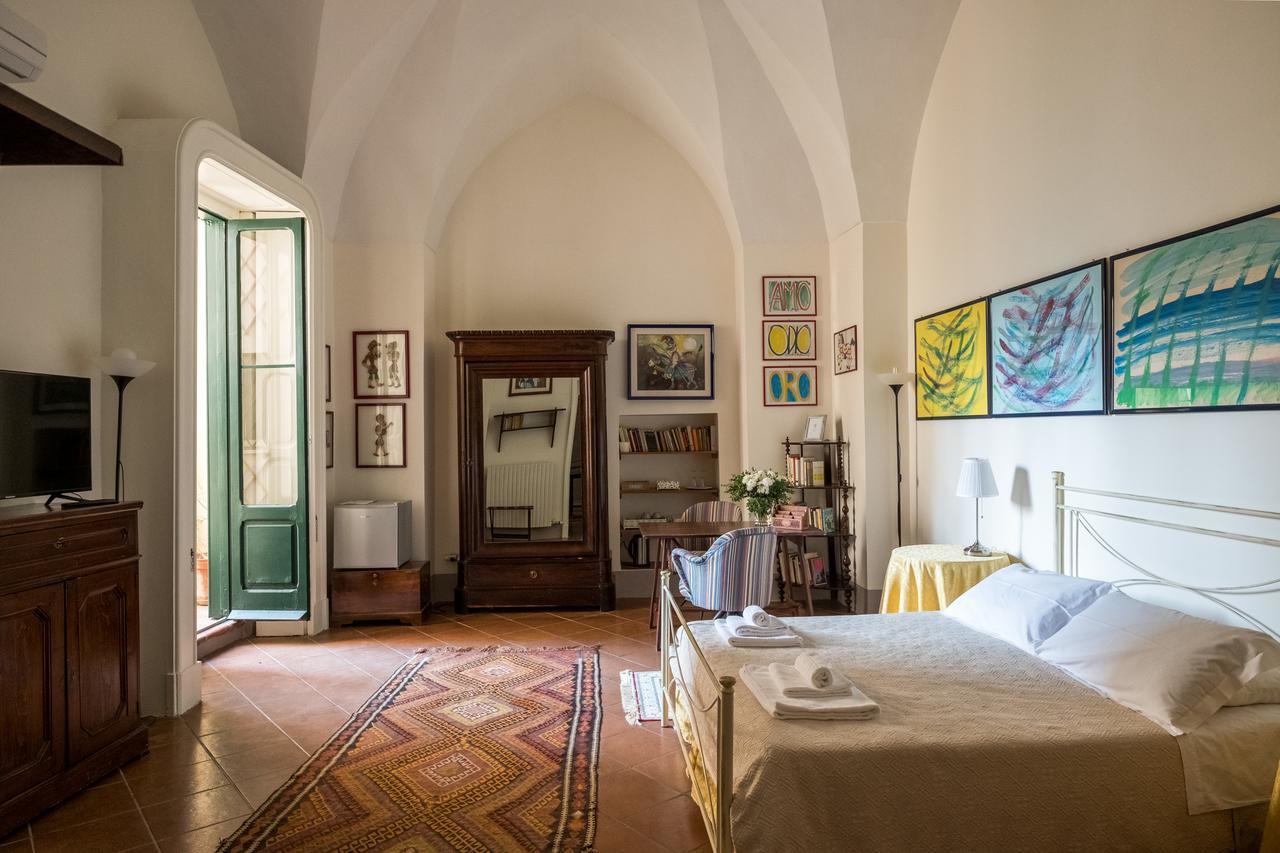 Palazzo Bernardini Suites Lecce Eksteriør billede