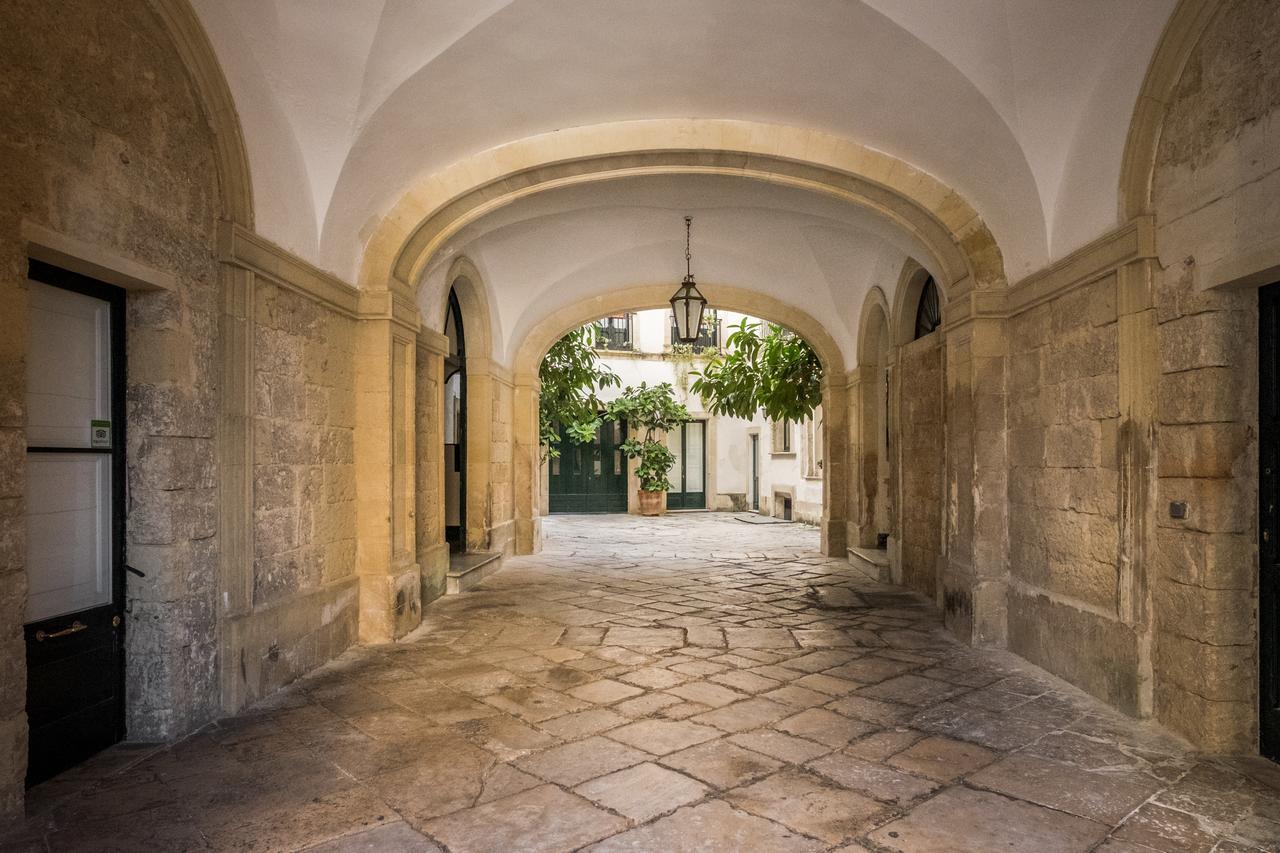 Palazzo Bernardini Suites Lecce Eksteriør billede